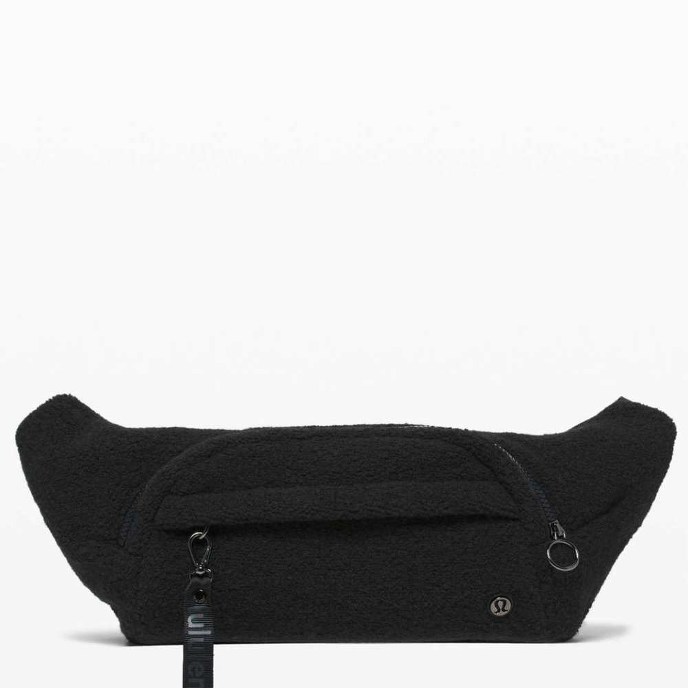 Lululemon On the Beat Belt Bag *Sherpa